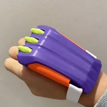 Load image into Gallery viewer, Carrot Paw Retractable Toy