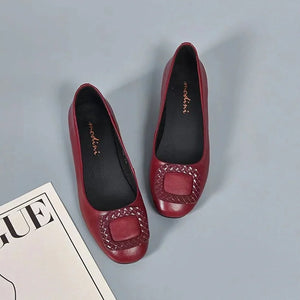 Pump Round Toe Beanie Shoes