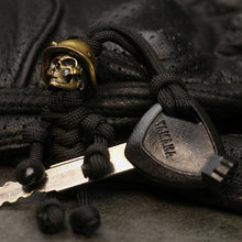 Load image into Gallery viewer, Skeleton Soldier Paracord Keychain