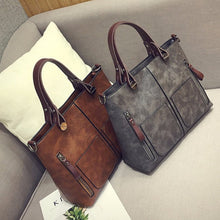 Load image into Gallery viewer, Ladies Vintage Leather Shoulder Bag