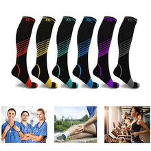 Load image into Gallery viewer, Extreme Fit Knee-High Compression Socks