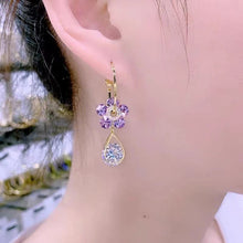 Load image into Gallery viewer, Fashion Flower Crystal Earrings