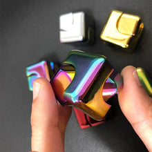 Load image into Gallery viewer, 🪀Finger Spinner Cube🪀