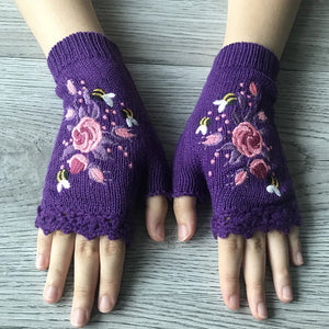 🧤Hand Embroidered Gloves🧤