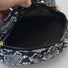 Load image into Gallery viewer, Newest Hot Fashion Snake Skin Printed Messenger Bag
