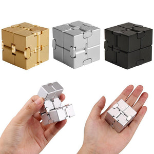 Infinite Rubik's Cube → Play Anywhere, Anytime for relieve stress