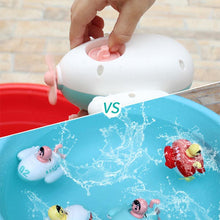 Load image into Gallery viewer, Submarine Clockwork Bathing Toy