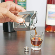 Load image into Gallery viewer, 🥃Portable Whiskey Flask