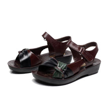 Load image into Gallery viewer, Comfortable Flat Sandals With Soft Soles