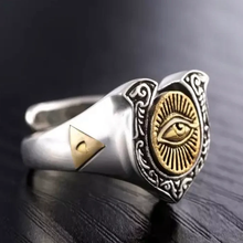 Load image into Gallery viewer, Eye of Horus Men&#39;s Ring