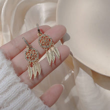 Load image into Gallery viewer, 🎀Dreamcatcher Dangle Earrings🎀