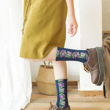 Load image into Gallery viewer, (5 pairs)Vintage Embroidered Floral Socks