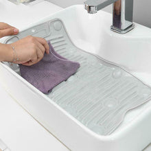 Load image into Gallery viewer, Non-slip Folding Clothes Washboard