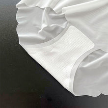 Load image into Gallery viewer, Women&#39;s Ice Silk No Trace Panties