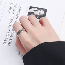 Load image into Gallery viewer, Ring With Polkadot Beads