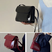 Load image into Gallery viewer, Vintage Underarm Crossbody Bag