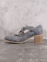 Load image into Gallery viewer, Women Cutout Lace-up Low Heel Daily Fashion Sandals
