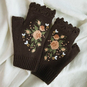 🧤Hand Embroidered Gloves🧤
