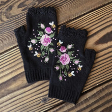 Load image into Gallery viewer, 🧤Hand Embroidered Gloves🧤