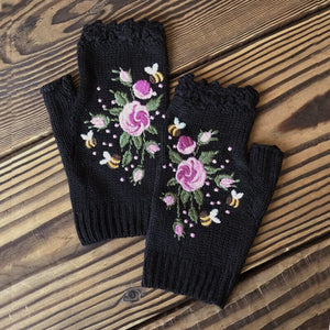 🧤Hand Embroidered Gloves🧤