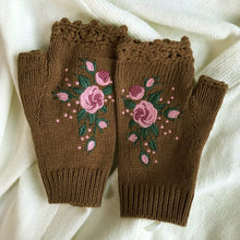 Load image into Gallery viewer, 🧤Hand Embroidered Gloves🧤